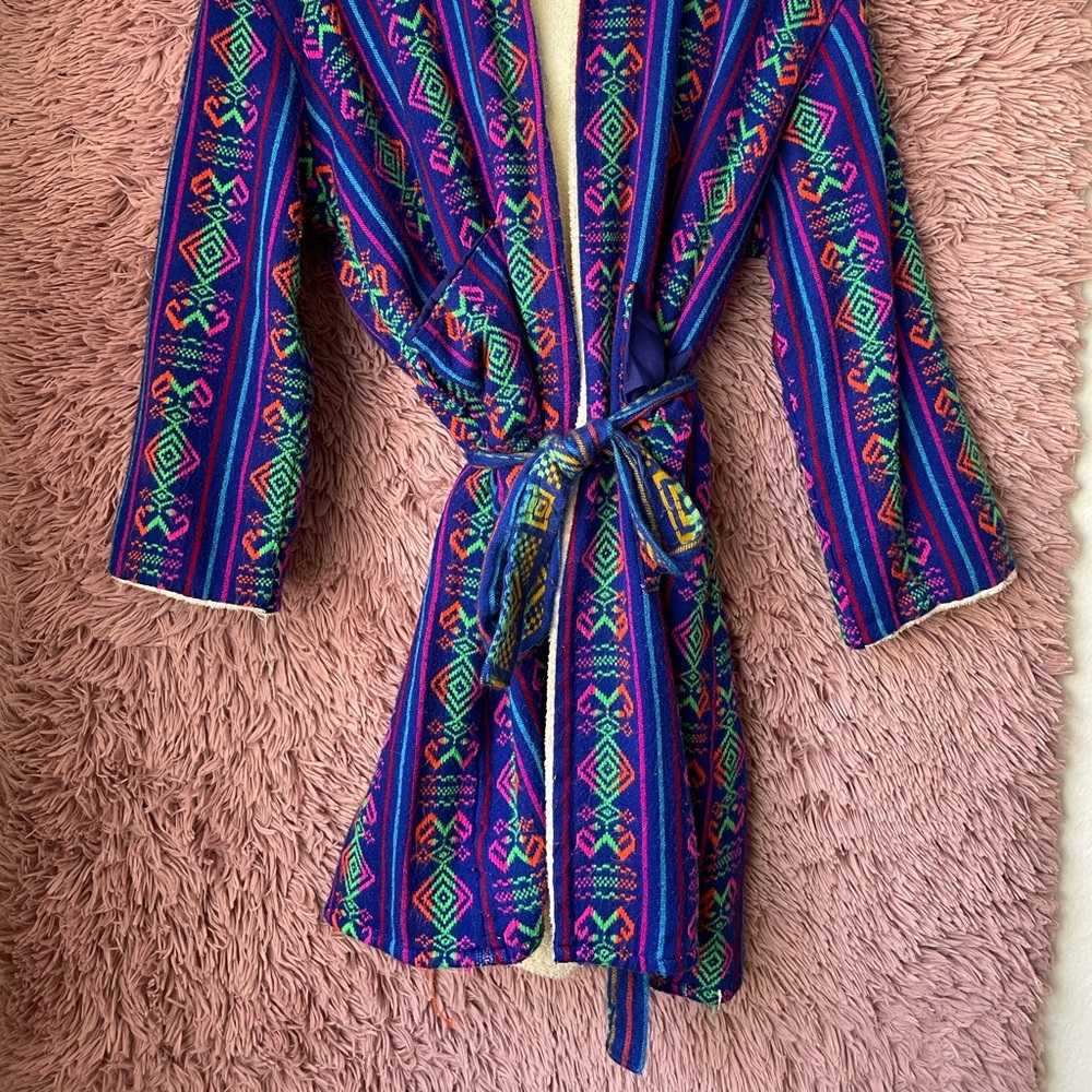 Handmade Robe from Oaxaca - Picture 2 of 3
